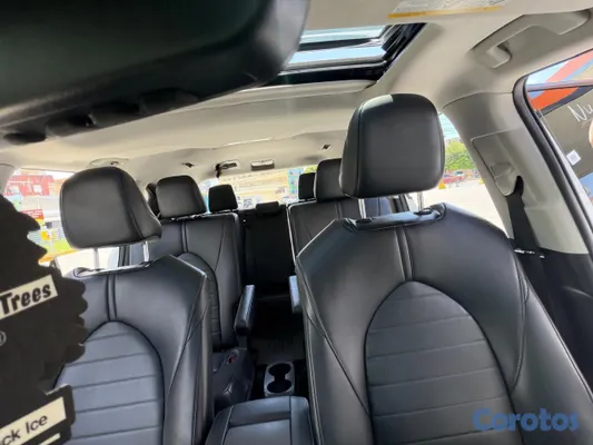jeepetas y camionetas - Toyota higlander xle 2022 5