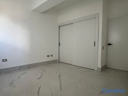 apartamentos - Venta | 2do nivel con terraza en Evaristo Morales 7