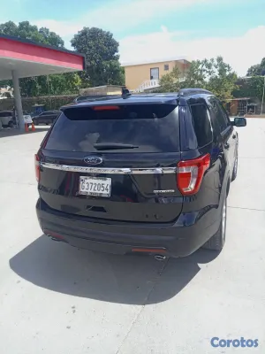 jeepetas y camionetas - Yipeta Ford Explorer Negras Flex Fuel Años 2016 11