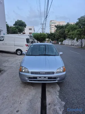 carros - Toyota Starlet 2000 2