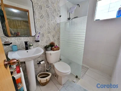 Apartamento en Venta en la Jacobo Majluta 1er Piso