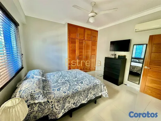 apartamentos - Apartamento en venta (160mts2) de 3 habitaciones ubicado en Urbanizacion Real 7