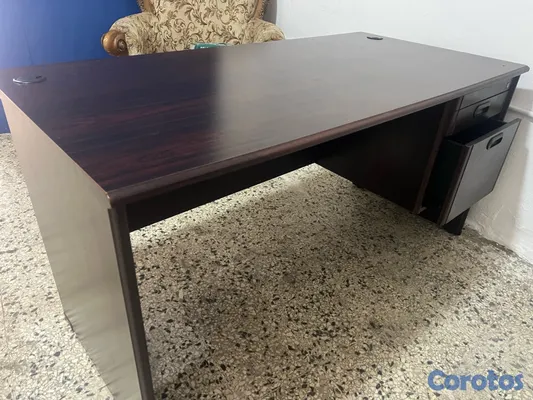 articulos de oficina - VENDO ESCRITORIO TIPO CAOBA 4