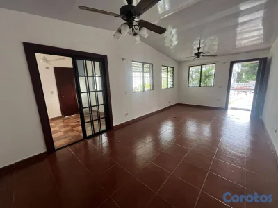 Apartamento en alquiler en La Julia 