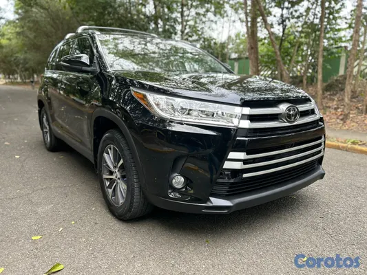 jeepetas y camionetas - Toyota higlander xle 2019 clean  6