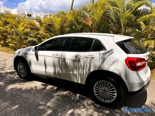 jeepetas y camionetas - Mercedes benz gla 2018 15