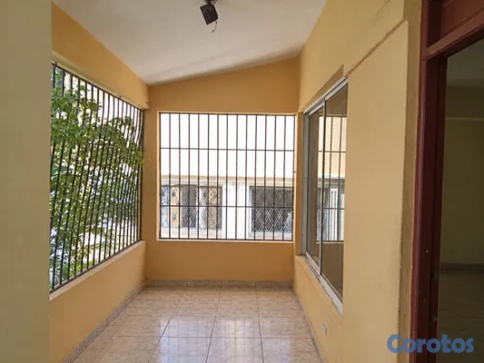 casas - Casa de 3 habitaciones con título en Los Jardines  11