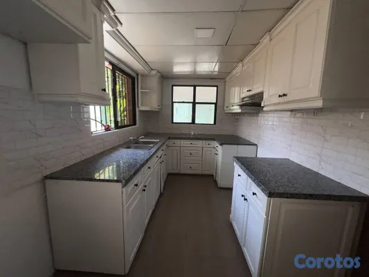 apartamentos - Casa de 3 habitaciones en alquiler en Julieta Mora 9