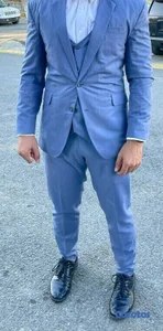 Traje Gris Azulado