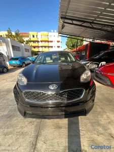 KIA SPORTAGE LX 2020