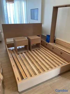 muebles y colchones - Dos camas Queen con dos mesitas sin colchón 4