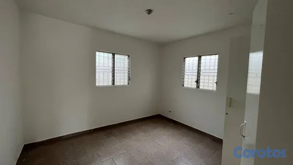 casas - Casa de 3 habitaciones 2 baños en Residencial Pino 2