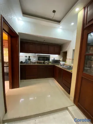 casas - CASA EN VENTA EN AV. LOS BEISBOLISTAS  7