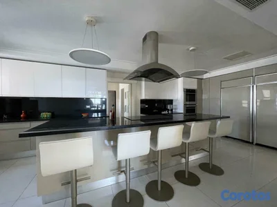 PentHouse Moderno de tres niveles /  Amueblado