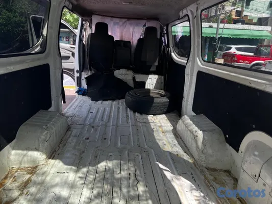 camiones y vehiculos pesados - Nissan  2014 2