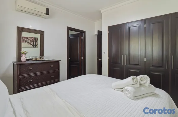apartamentos - SALE BY OWNER | FULLY TURNKEY 2BR/2BA CONDO AT GRA 6