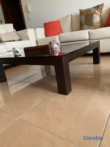 MESA DE CENTRO TOPE CRISTAL OSCURO, PRECIO ORIGINAL $24,000.00