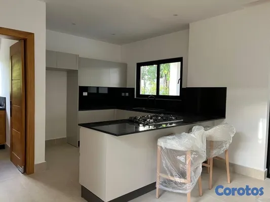 casas vacacionales y villas - venta de Villa amueblada con piscina en punta cana village República Dominicana  7