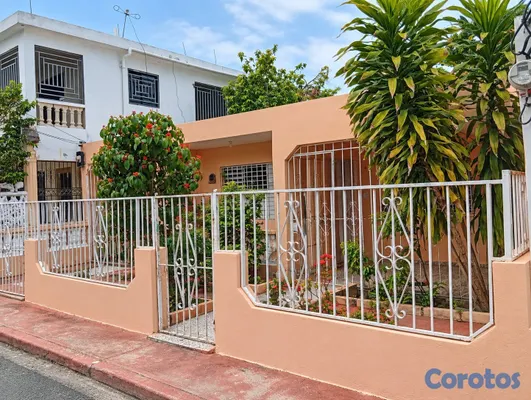 casas - Casa de un nivel para demoler con solar de 161 met 13