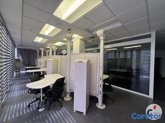 apartamentos - Edificio Comercial y de Oficinas en Alquiler – 800 2