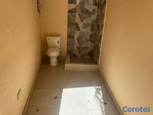 casas - ¡OPORTUNIDAD! HERMOSA Y SEGURA CASA DE DOS NIVELES 13