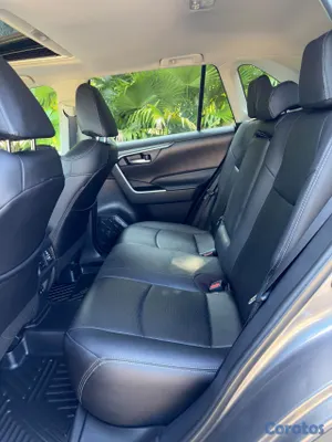 jeepetas y camionetas - Toyota rav4 2020 xle clean carfax  10