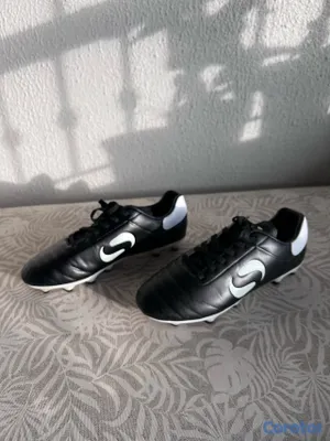 Artículos Deportivos - Zapatos para fútbol  5