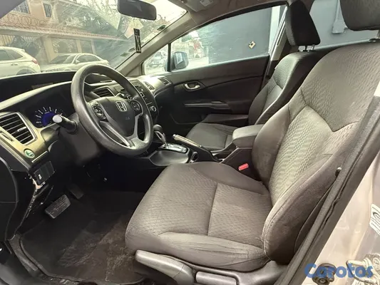 carros - honda Civic LX año 2015 9