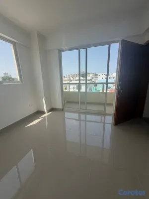 apartamentos - vendo avenida independencia Miramar piso 4 oportunidad tres habitaciones dos bañ 18