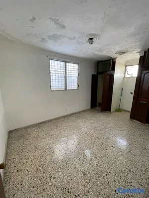 apartamentos - Casa en Alquiler para Uso Comercial en San Geronimo 6