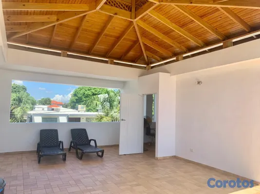 casas - Casa en Santiago, con Piscina 2