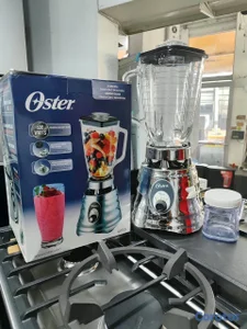 *Licuadora Oster*
600 Watts 
3 Meses de garantía 
Modelo 4655

