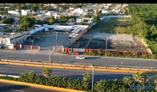 solares y terrenos - Terreno Estratégico en Venta en Avenida Las Américas | Ideal para Gran Proyecto  8