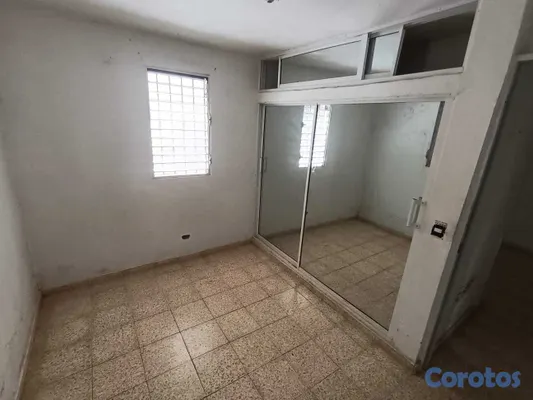 casas - BAYONA ALQ CASA Y APTOS 2 Y 3 HAB MARQUESINA RD$10 4
