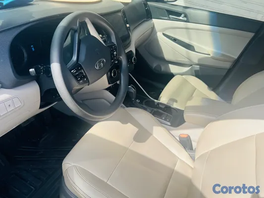 jeepetas y camionetas - Vendo Hyundai Tucson 2016 uso personal  6