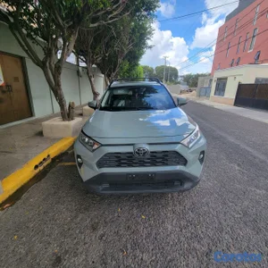 Toyota rav4 2020 xle 