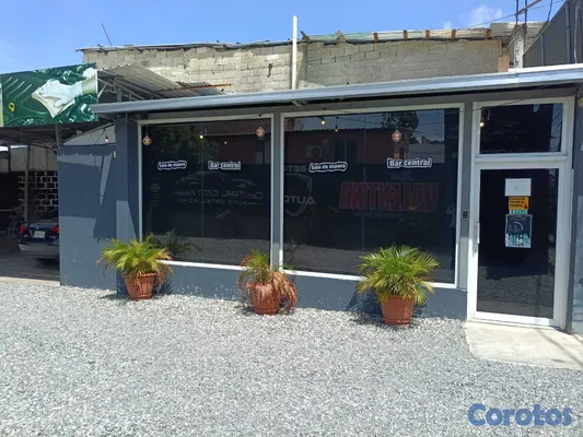 negocios en venta - Venta de car wash con bar  3