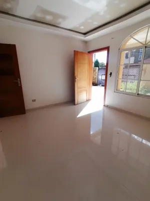 casas - Se vende casa en San Isidro residencial cerrado cerca del supermercado Bravo 9