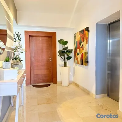 apartamentos - vendo naco apartamento piso 11 tres habitaciones 2.5 baños dos parqueos amplio  4