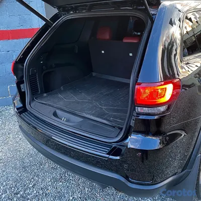 jeepetas y camionetas - JEEP GRAND CHEROKEE LAREDO 4X4 2018 15