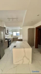 Apartamento de 3 hab. en Venta en el Ensanche Para