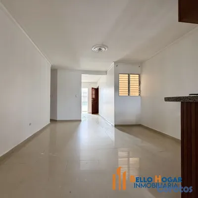 apartamentos - Apartamento en Alquiler – Tercer Piso, Ubicado en  6