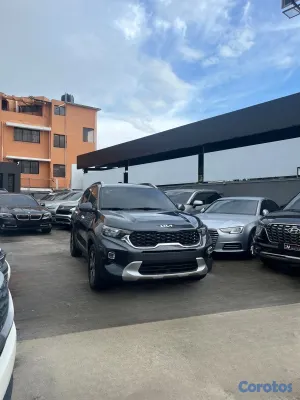 jeepetas y camionetas - Kia Sonet LX 2024 3
