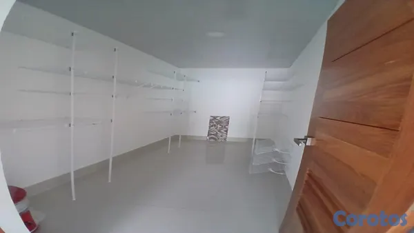 apartamentos - Alquilo apartamento en el Millón US$800 Mantenimiento incluido 10