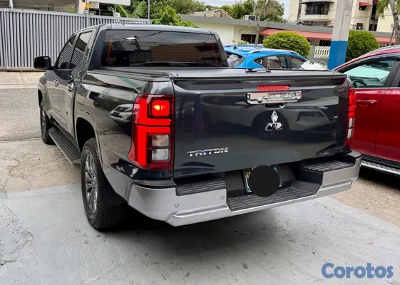 jeepetas y camionetas - Mitsubishi L200 2025 4x4 Triton  3