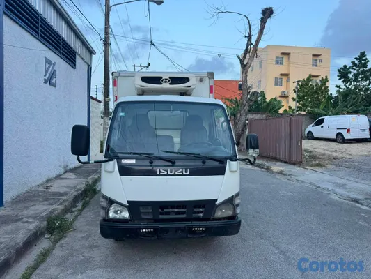 camiones y vehiculos pesados - Camion Isuzu QKR 2017 3