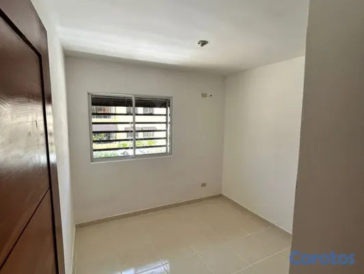 apartamentos - 🏡 ¡APARTAMENTO EN ALQUILER FRENTE AL NEY ARIAS!📍🇩🇴 9
