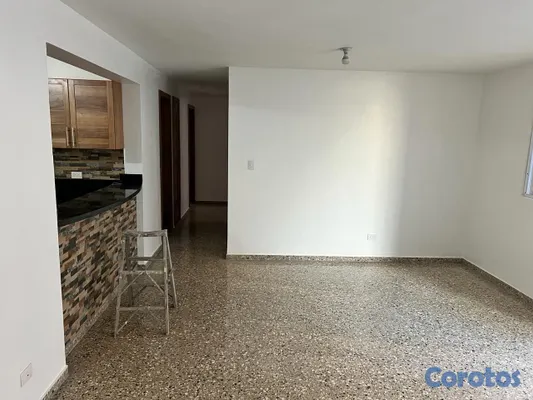 apartamentos - apartamento 130 2do piso 3 habitaciones  avenida independencia  3