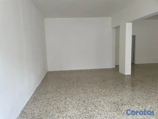 oficinas y locales comerciales - Local Comercial en Alquiler  en Evaristo Morales – 8
