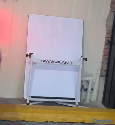seller-logo